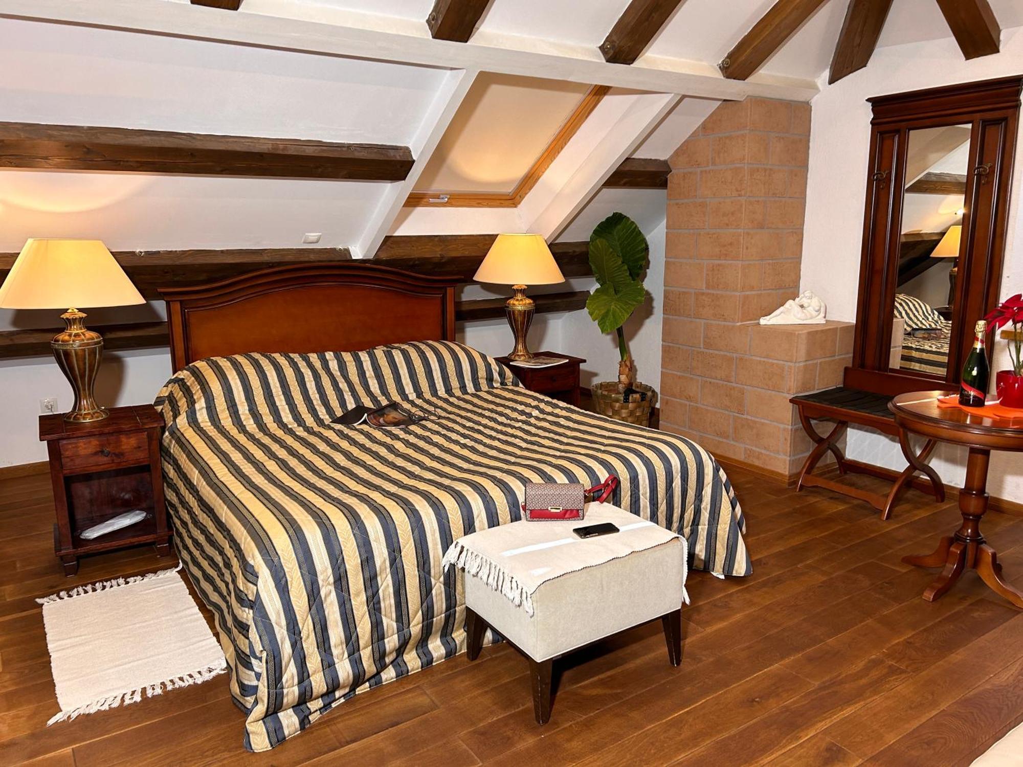 Anica - Luxurious With A Sea View